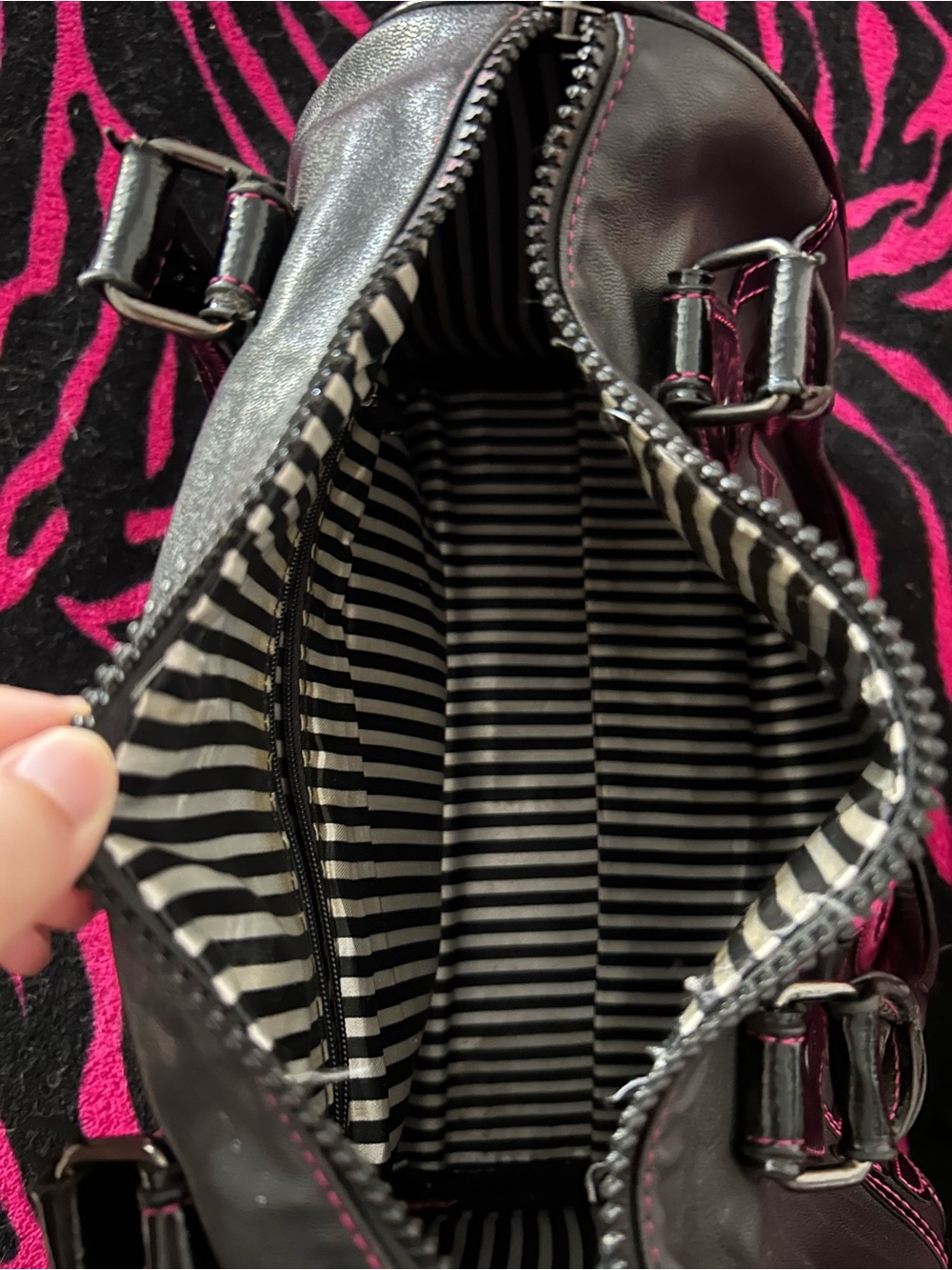 Y2k rare Fox racing Shoulder Bag with Pink Logo Accent - Picture 5 of 5